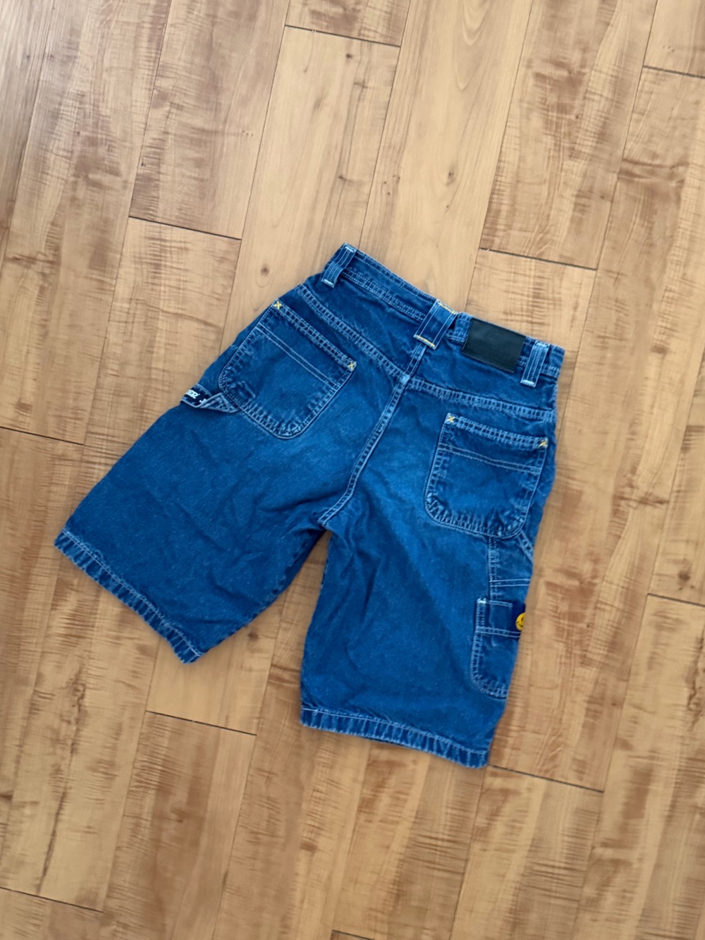 Vintage Joe Boxer Blue Denim Beach Casual Cargo Shorts with Embossed Logo Patch